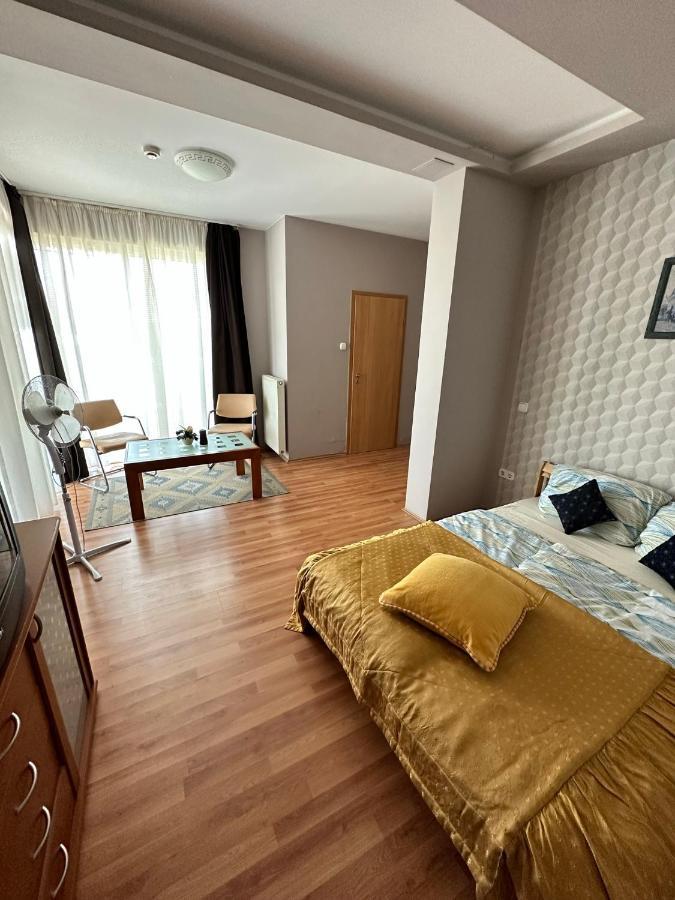 Velvet Motel Hegyeshalom Zewnętrze zdjęcie