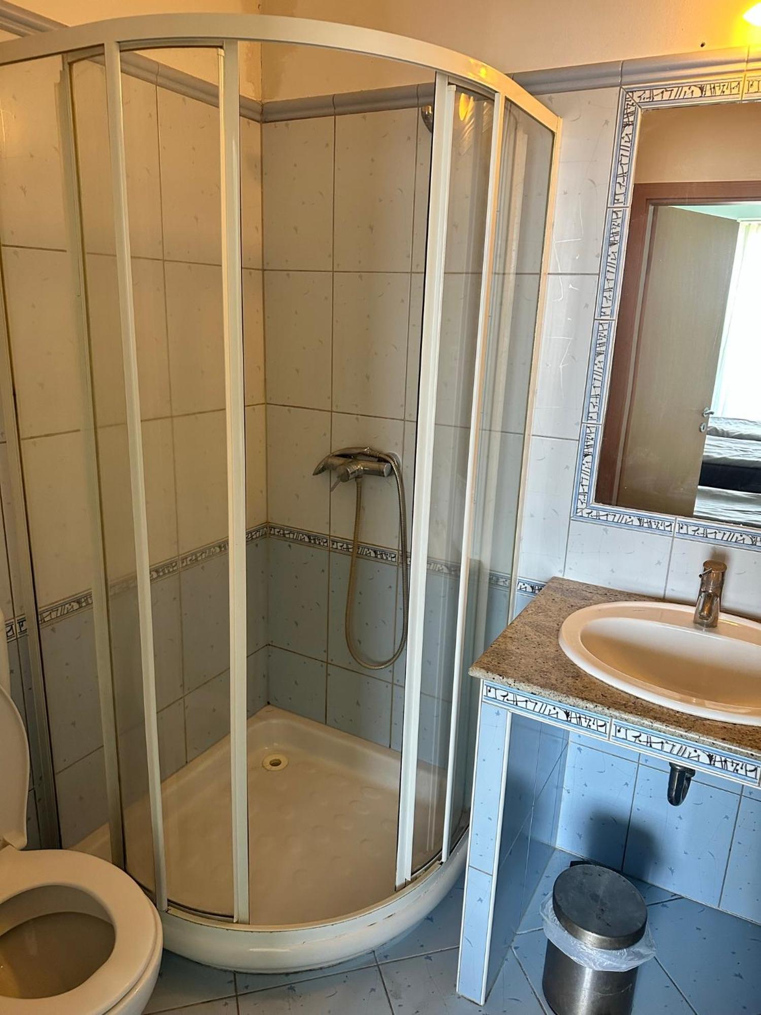 Velvet Motel Hegyeshalom Zewnętrze zdjęcie